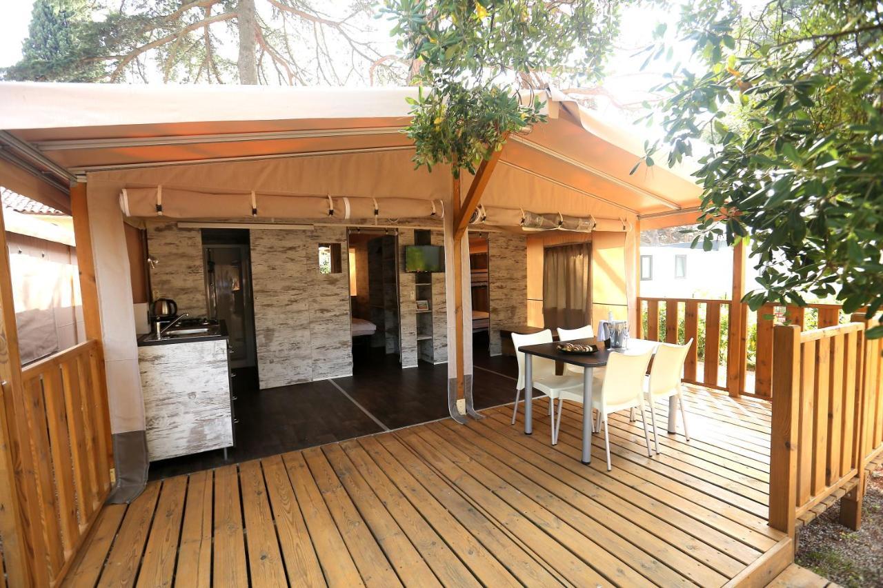 פורץ Boutique Camping Materada Beach חדר תמונה